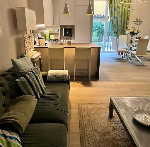 Nel Cuore Di Apartman Bologna